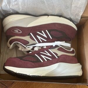 New Balance Maroon and White Sneakers 9T Wide